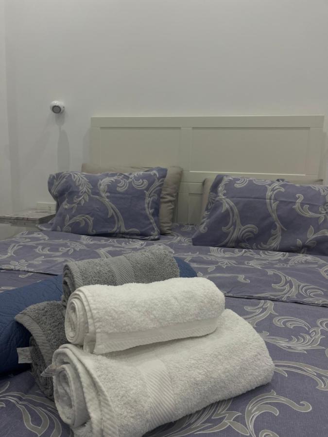 White Apartment Афины Экстерьер фото