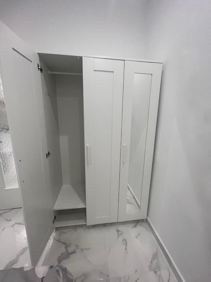 White Apartment Афины Экстерьер фото