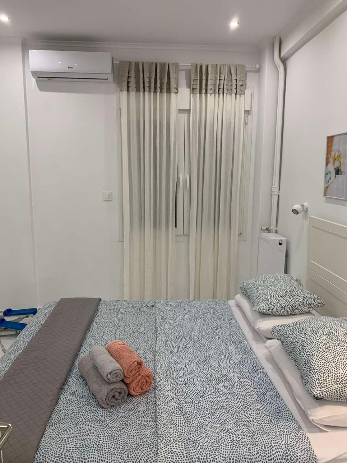 White Apartment Афины Экстерьер фото